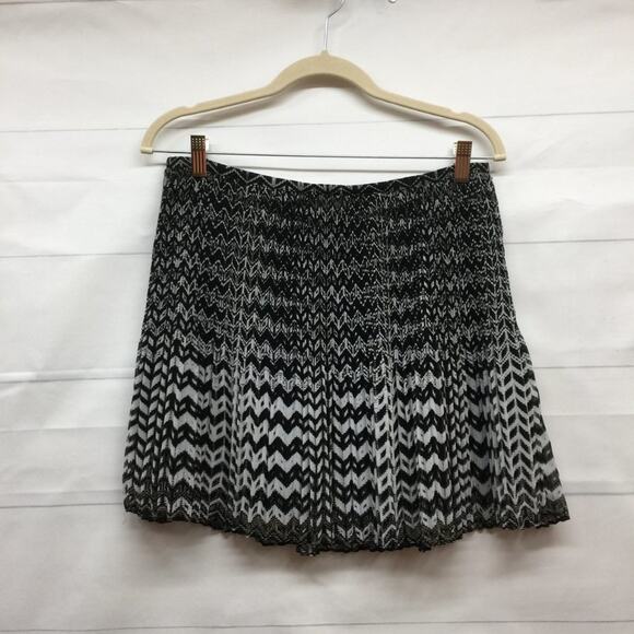 MADEWELL Black Chevron Ombre Chiffon Pleated Full Mini Skirt 6 - Picture 3 of 5